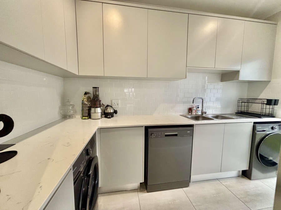 3 Bedroom Property for Sale in Sandown Western Cape